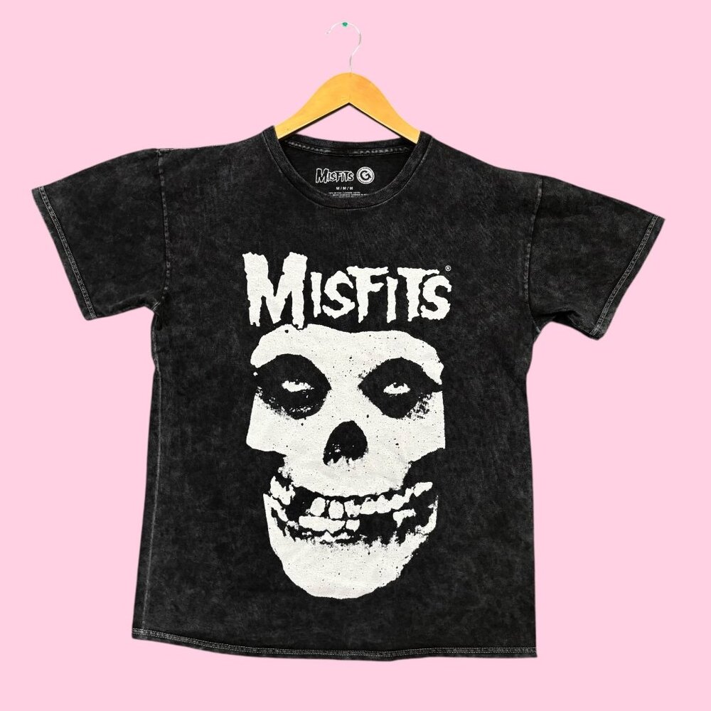 Misfits Nameless Ghouls Horror Punk Rock Band Mineral Wash Tee M